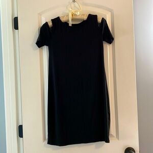Cold-shoulder tee-shirt dress, size XS.
